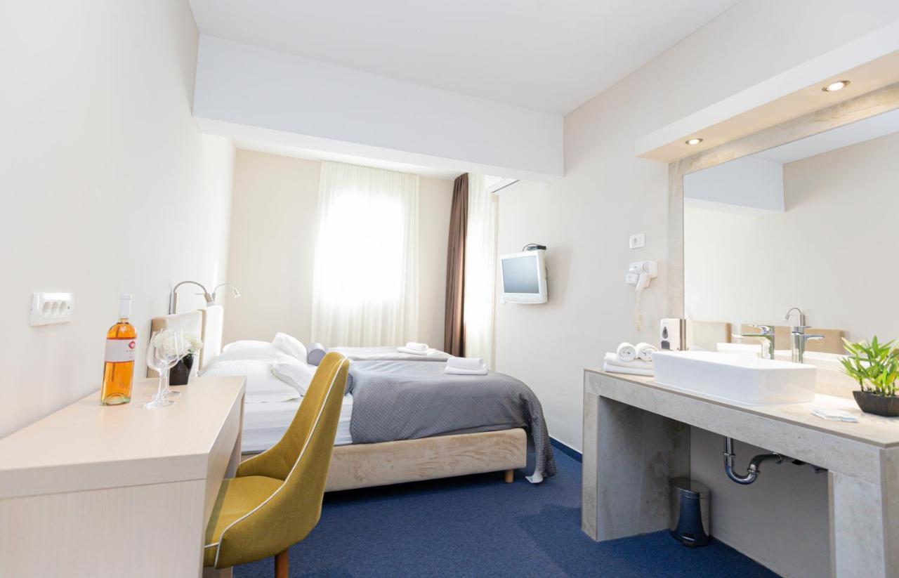 Hotel Bozikovina 3 Подстрана Экстерьер фото