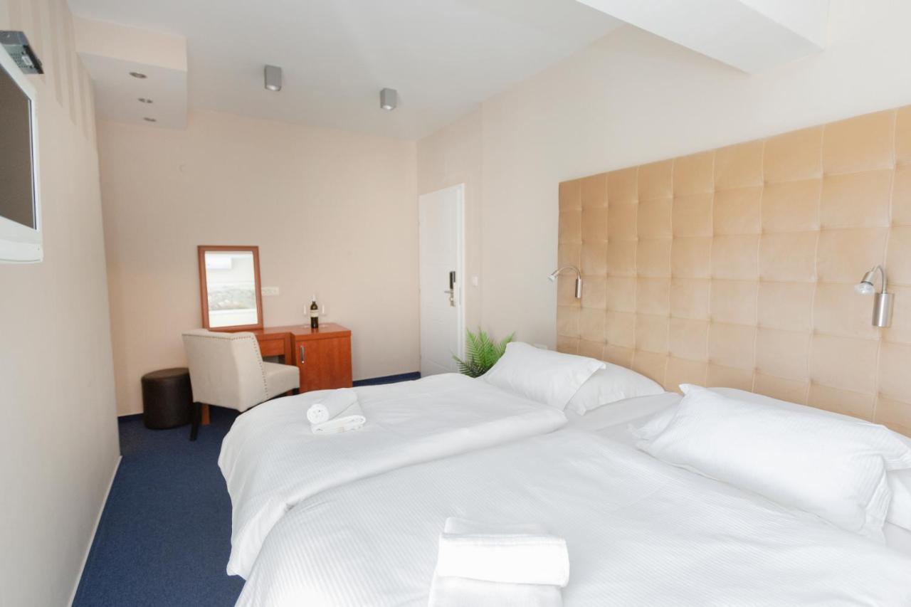 Hotel Bozikovina 3 Подстрана Экстерьер фото
